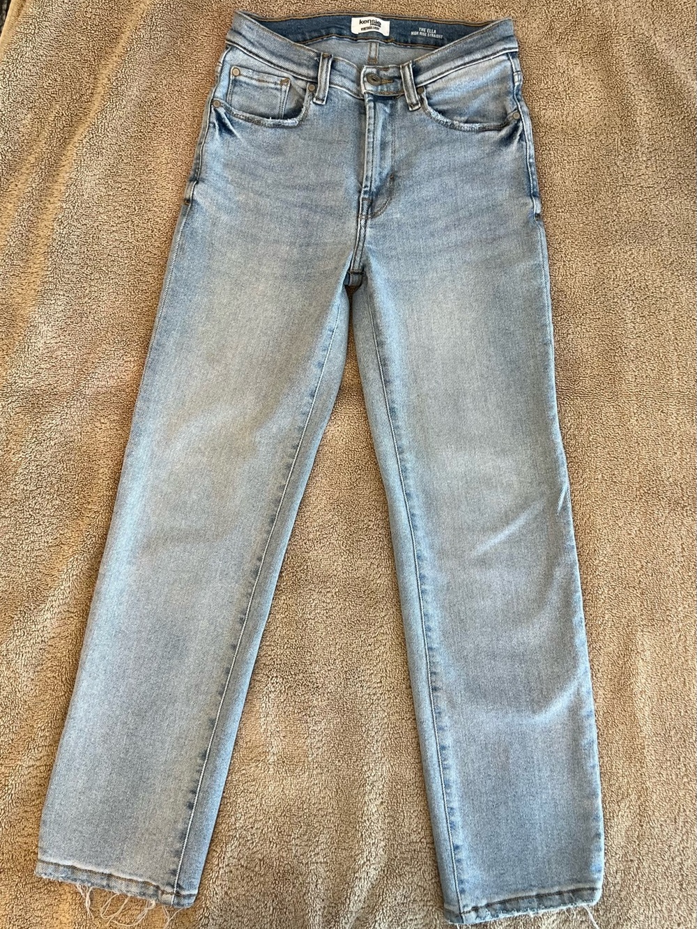 The Ella Kensie Vintage Luxe High-Rise Straight Leg Jeans 0/25
